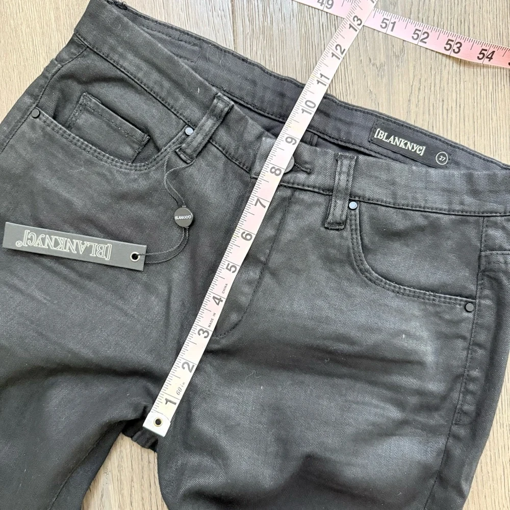 3 FOR $10 NWT Blank NYC Black Coated Denim Ripped Knees Skinny Jeans 27 - Picture 10 of 12